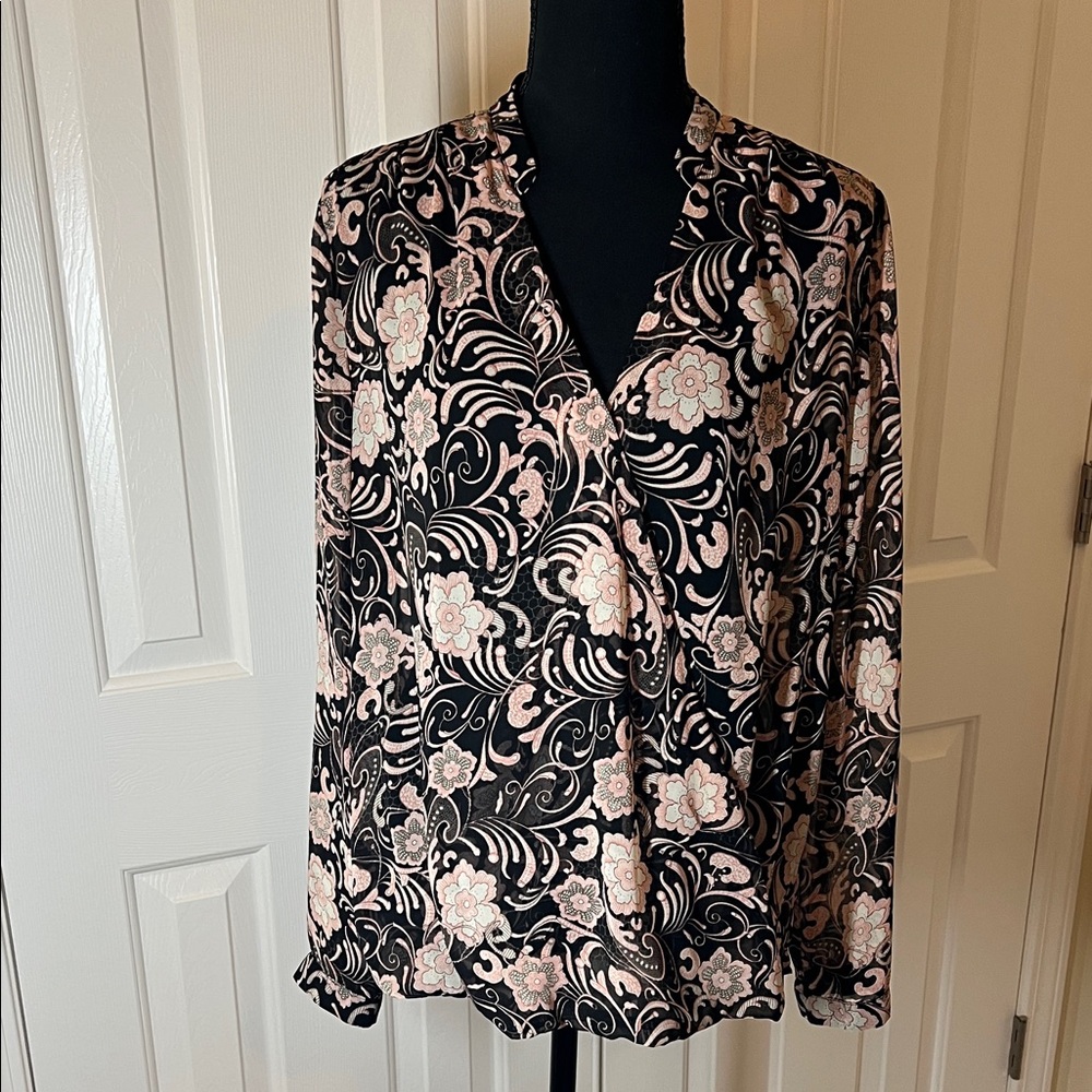 Forever 21 Black and Pink Floral Blouse